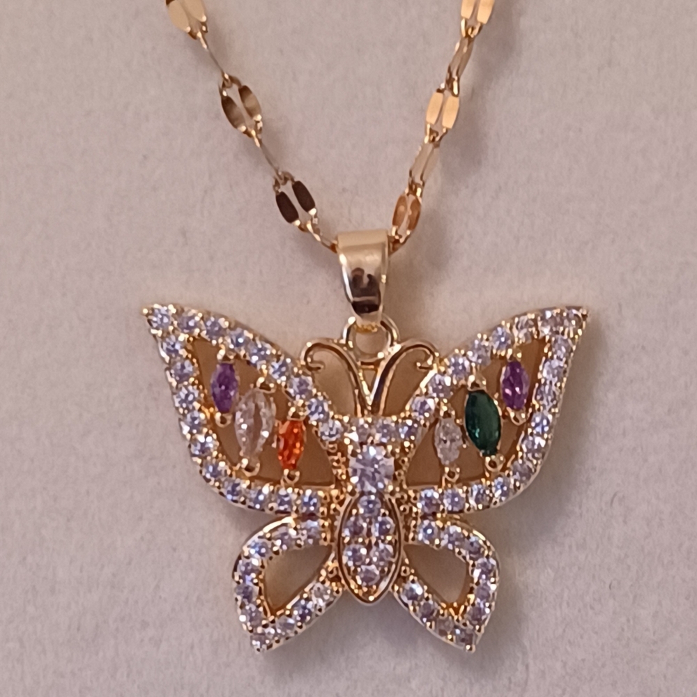 BUTTERFLY NECKLACE WITH MULTICOLORED SWAROVSKI CRYSTAL GOLD PLATED. ADJUSTABLE.